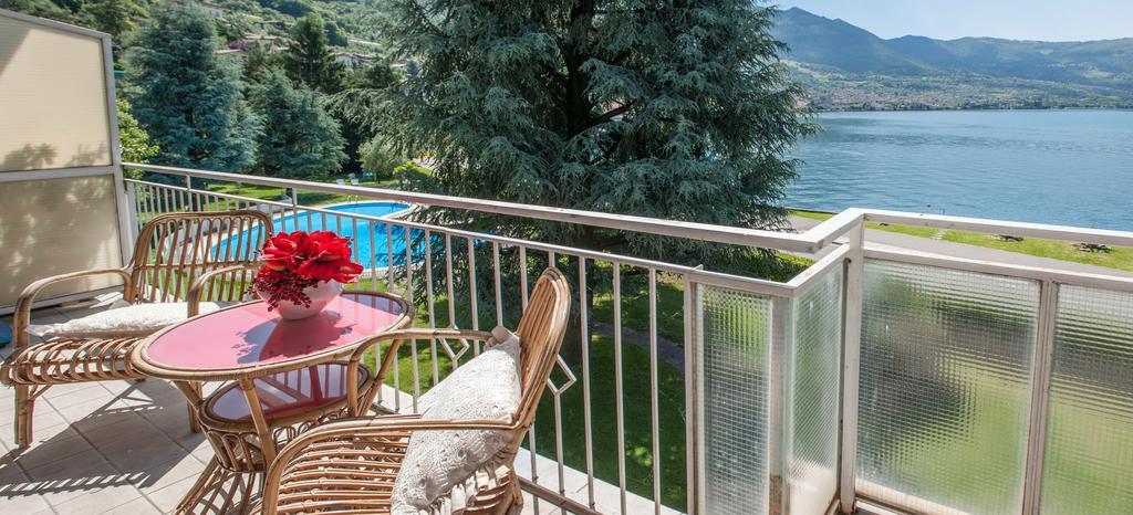 Casa Cristini Apartment มาโรเน ภายนอก รูปภาพ