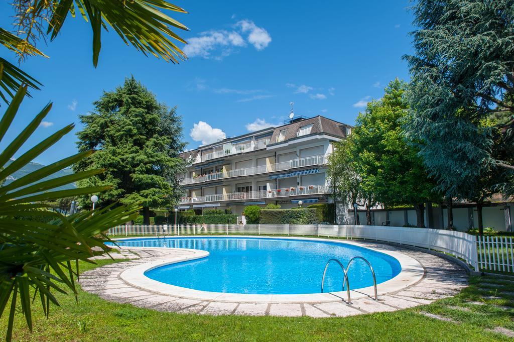 Casa Cristini Apartment มาโรเน ภายนอก รูปภาพ